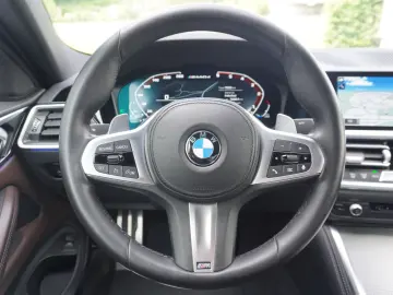 M440d xDrive Coupé INDIVIDUAL Kamera eSitze HiFi