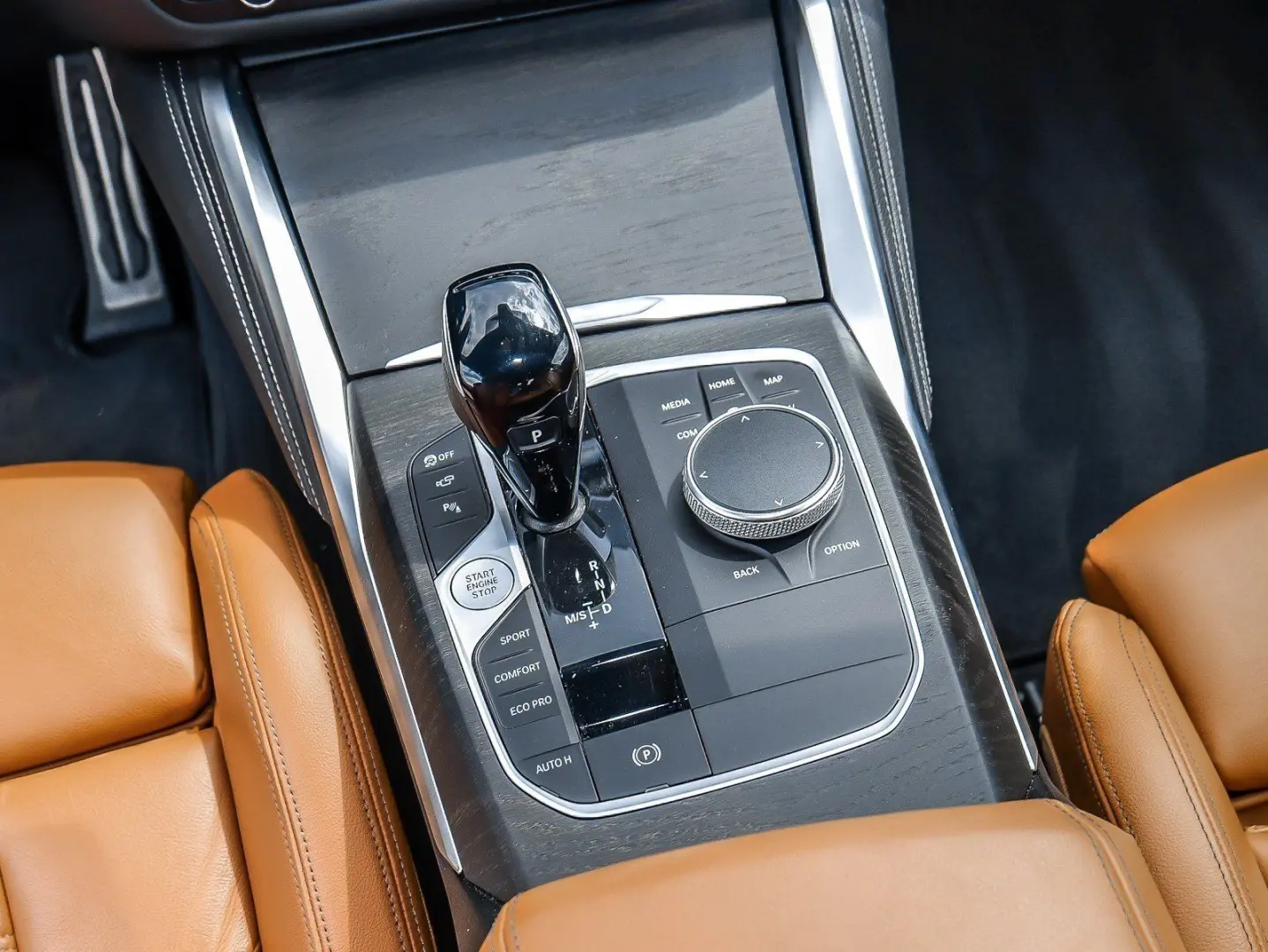 M440i xDrive Coupe Glasd. LC Prof. PA+ HiFi DAB