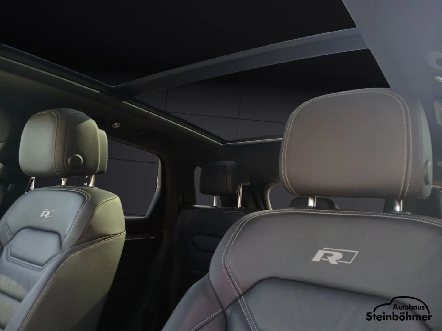 Touareg R-Line Pano Standhzg Bluetooth Navi LED