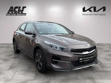 XCEED 1.6 PHEV DCT SPIRIT NAVI KAMERA FULL-LED 1