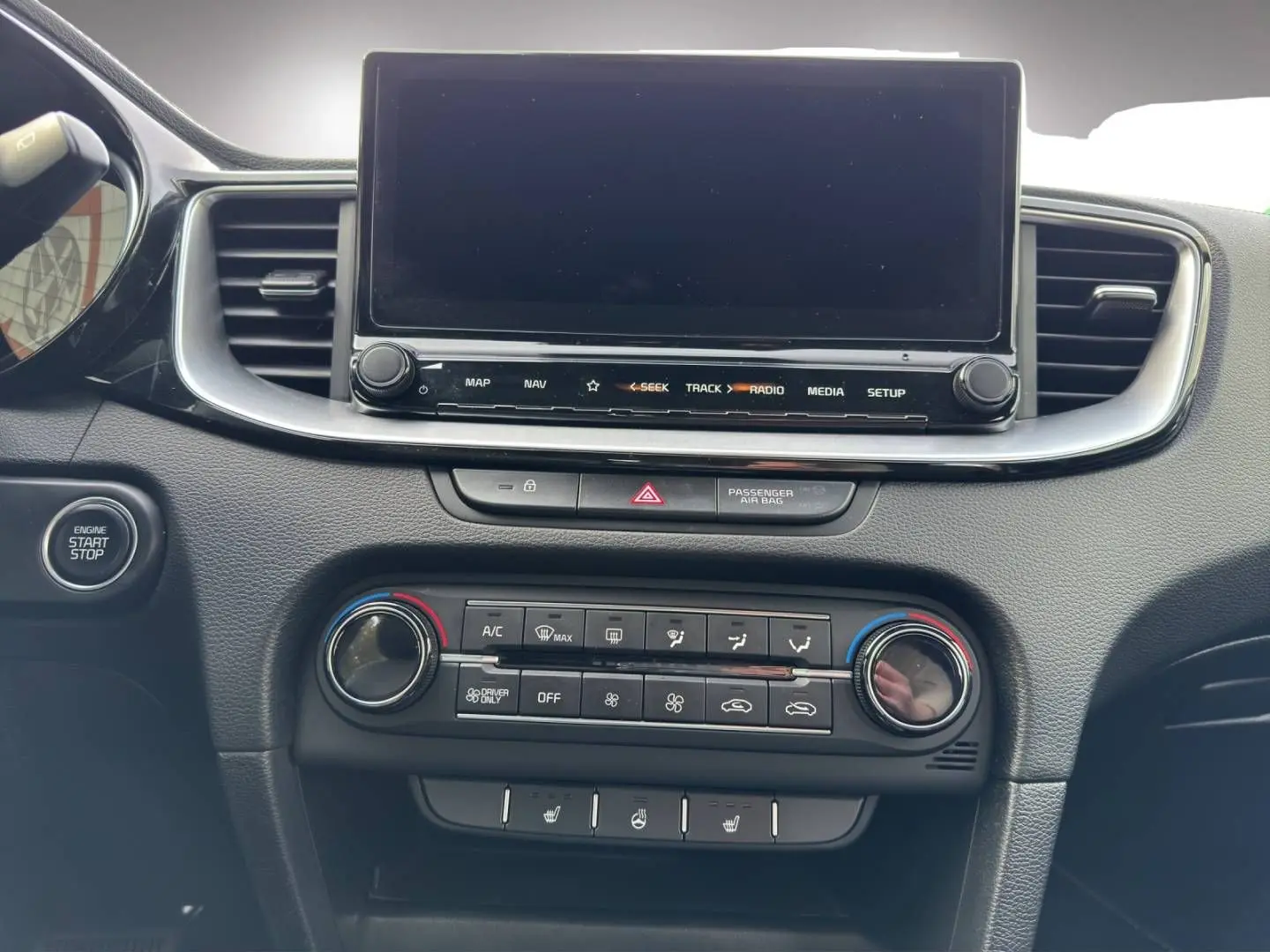 XCEED 1.6 PHEV DCT SPIRIT NAVI KAMERA FULL-LED 1