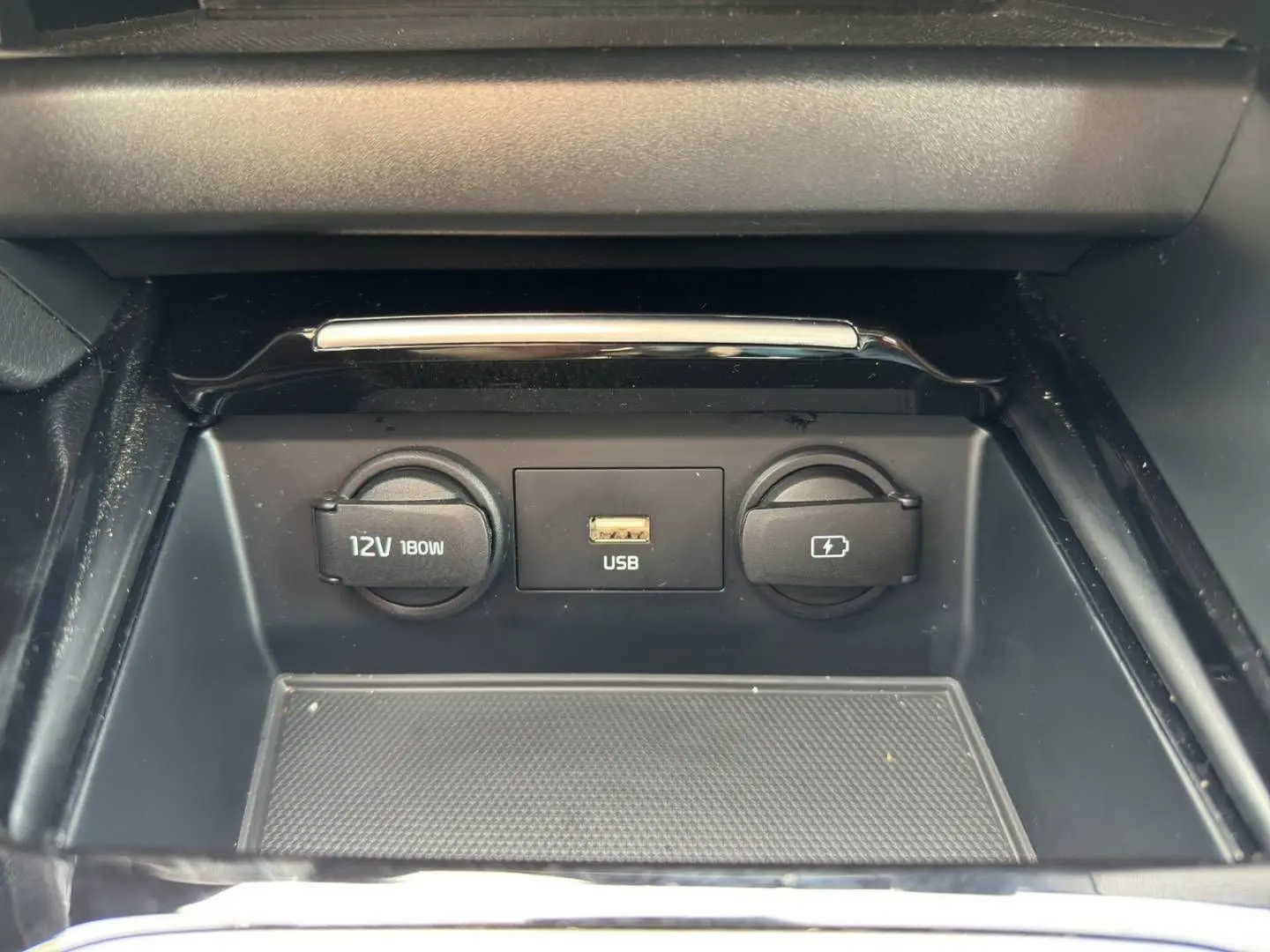 XCEED 1.6 PHEV DCT SPIRIT NAVI KAMERA FULL-LED 1