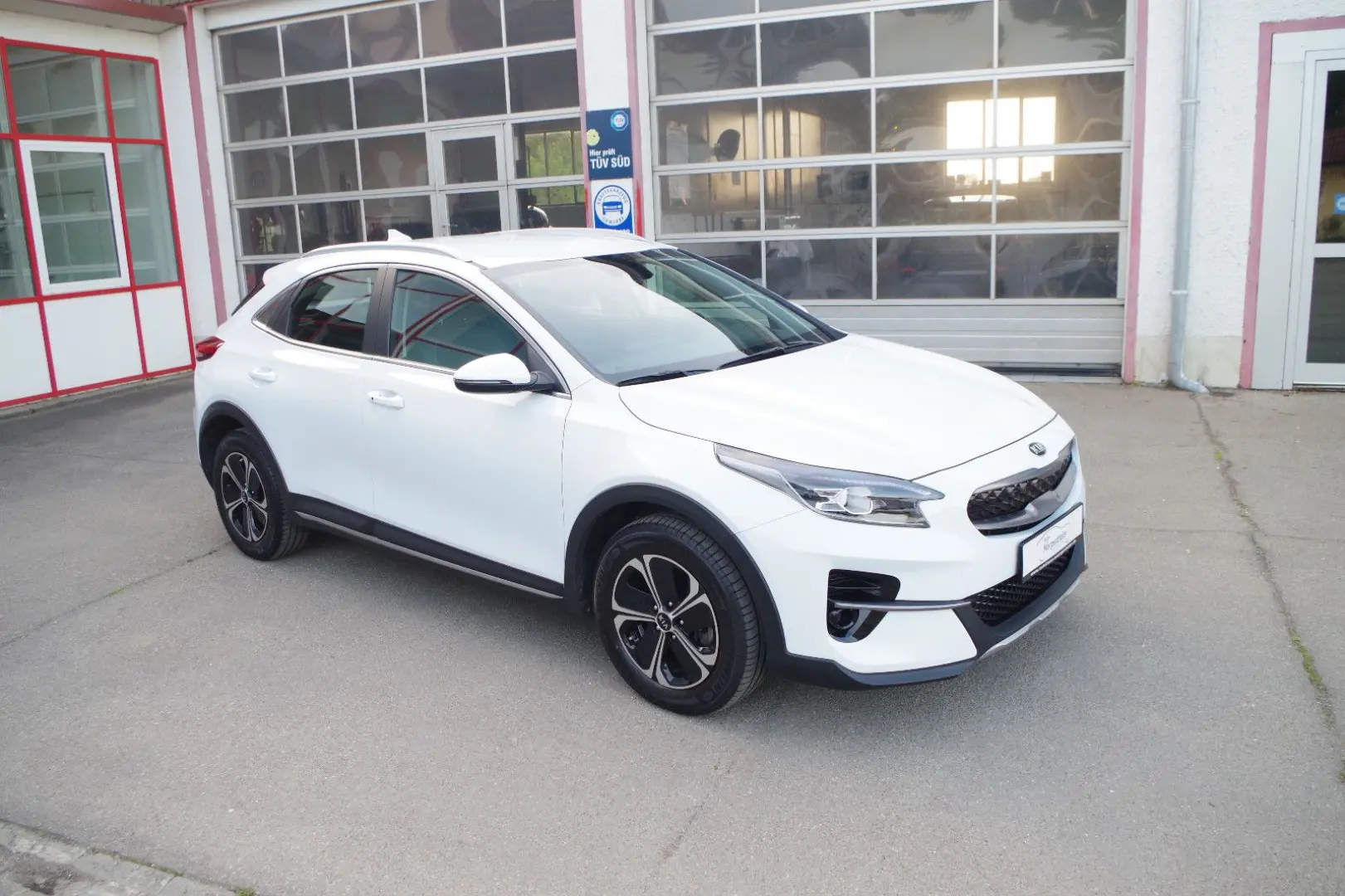 XCeed 1.6 Plug-In Hybrid Vision, Navi-Paket