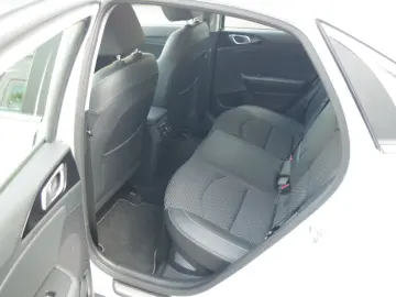 XCeed 1.6 Plug-In Hybrid Vision, Navi-Paket