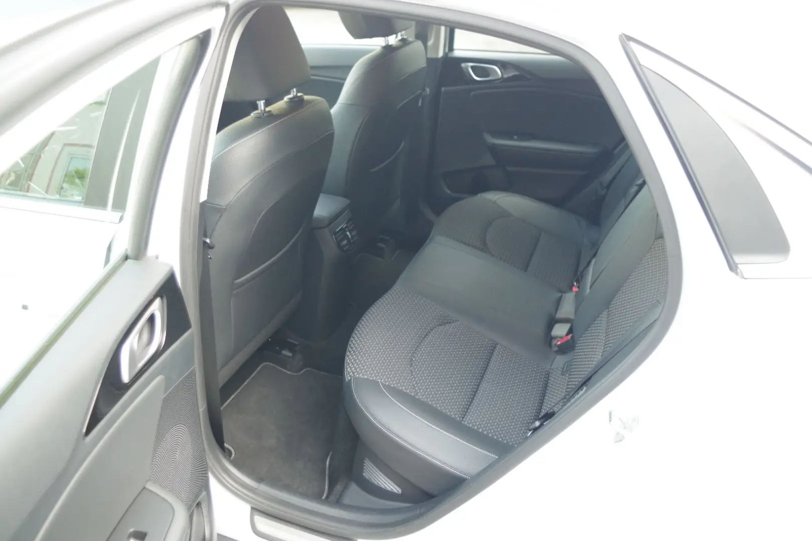 XCeed 1.6 Plug-In Hybrid Vision, Navi-Paket