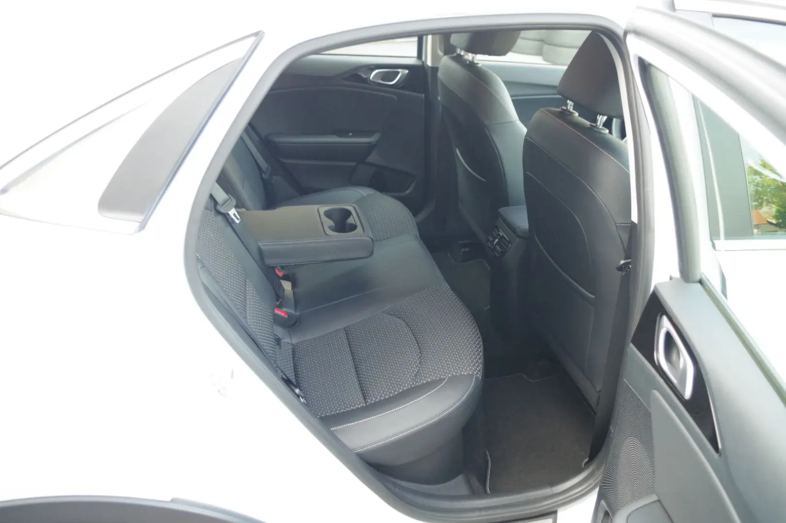 XCeed 1.6 Plug-In Hybrid Vision, Navi-Paket