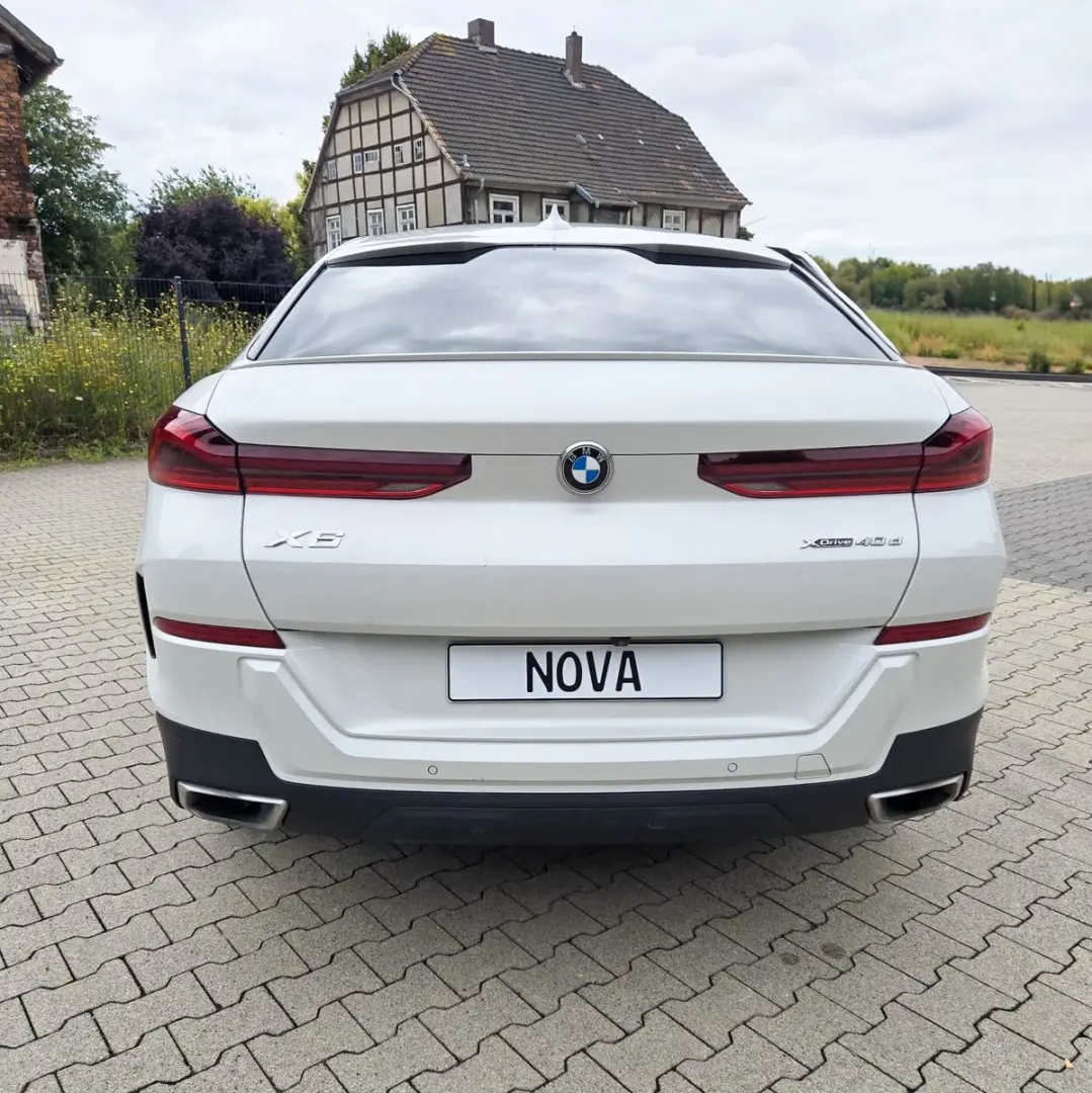 X6 xDrive 40 d /Pano/Luft/Iconic/Laser/HUD