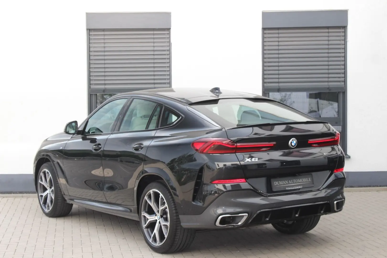 X6 xDrive30d **M-PAKET LED R-KAMERA 21 ZOLL**