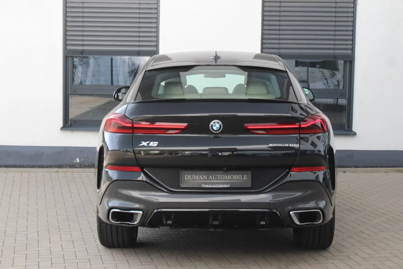 X6 xDrive30d **M-PAKET LED R-KAMERA 21 ZOLL**
