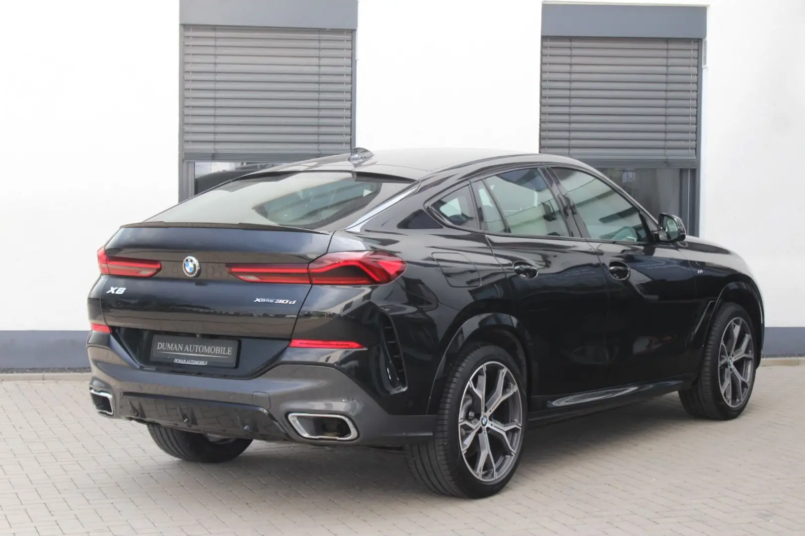 X6 xDrive30d **M-PAKET LED R-KAMERA 21 ZOLL**