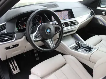 X6 xDrive30d **M-PAKET LED R-KAMERA 21 ZOLL**