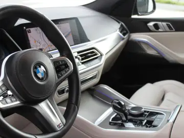 X6 xDrive30d **M-PAKET LED R-KAMERA 21 ZOLL**