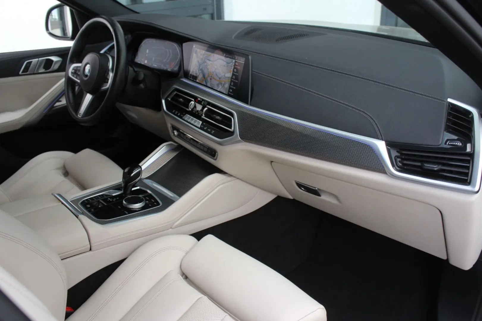 X6 xDrive30d **M-PAKET LED R-KAMERA 21 ZOLL**