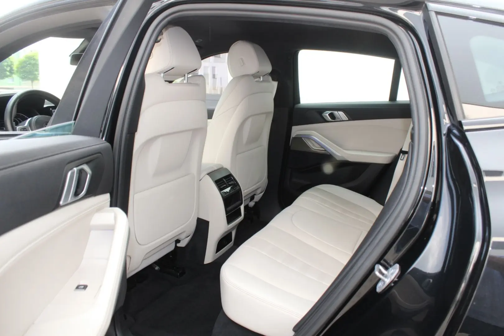 X6 xDrive30d **M-PAKET LED R-KAMERA 21 ZOLL**