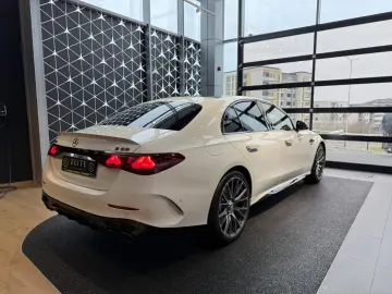 Mercedes-Benz Clasa E 53 AMG 4Matic+