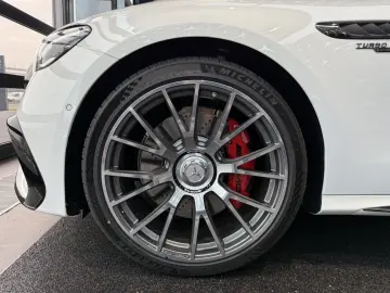 Mercedes-Benz Clasa E 53 AMG 4Matic+