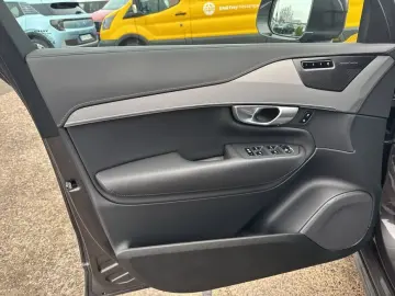 XC90 B5 AWD Plus-Bright 7S Glasd Standh 360° AHK
