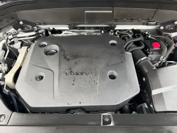 XC90 B5 AWD Plus-Bright 7S Glasd Standh 360° AHK