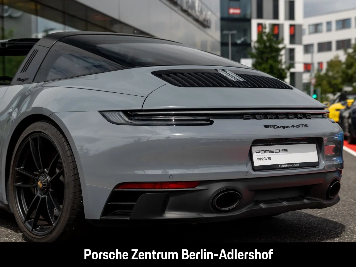 992 911 Targa 4 GTS Arktikgrau BOSE HA-Lenkung