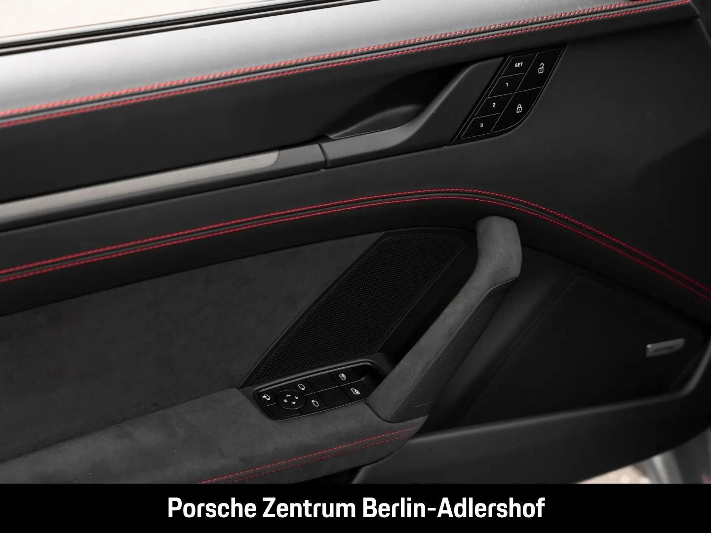 992 911 Targa 4 GTS Arktikgrau BOSE HA-Lenkung