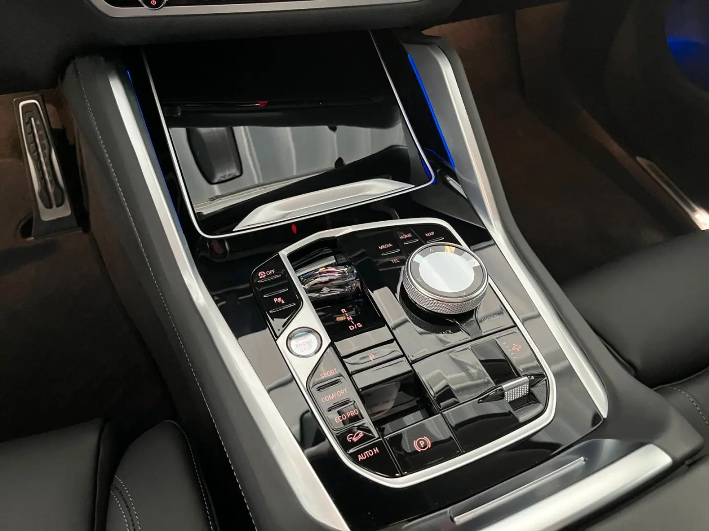 X6 xDrive 30d M SPORT/LED/AHK/PANO-DA/H&K