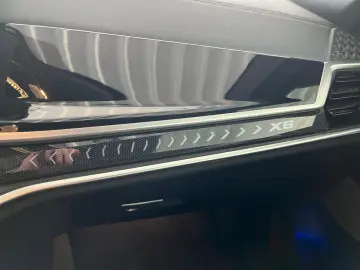 X6 xDrive 30d M SPORT/LED/AHK/PANO-DA/H&K