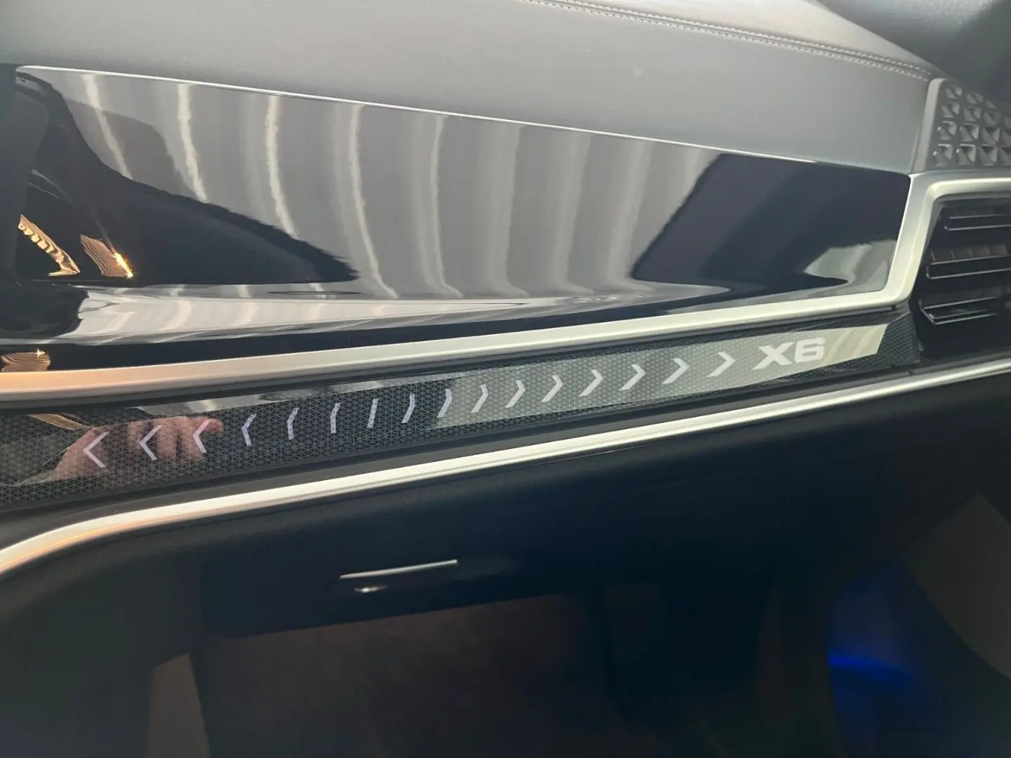 X6 xDrive 30d M SPORT/LED/AHK/PANO-DA/H&K