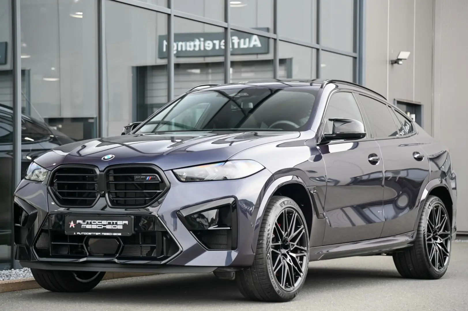 X6 M Competition Pano Sky Lounge* AHK* B&W* 22