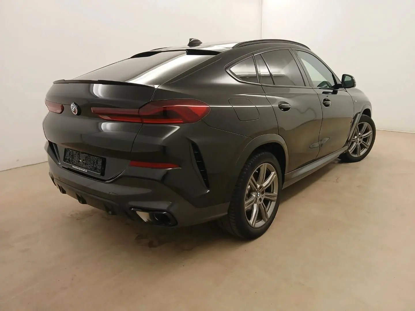 X6 xDrive 30 d M Sport /PANOR /Iconic Glow / 1HA