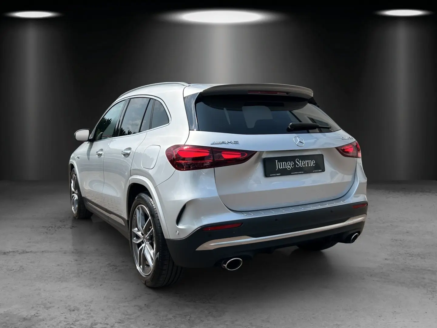GLA 35 Premi+ DISTRO Perf.Sitze AHK Standhz Pano