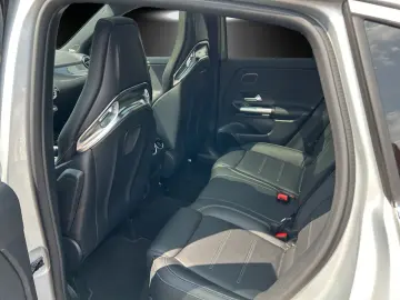 GLA 35 Premi+ DISTRO Perf.Sitze AHK Standhz Pano