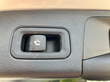 GLA 35 Premi+ DISTRO Perf.Sitze AHK Standhz Pano