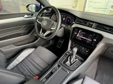 Passat Variant 1.5 TSI DSG Elegance R Line Nappa
