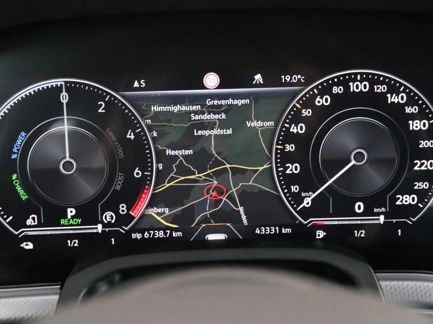 Touareg R 3.0TSI 4M 689,-ohne Anzahlung AHK Pano