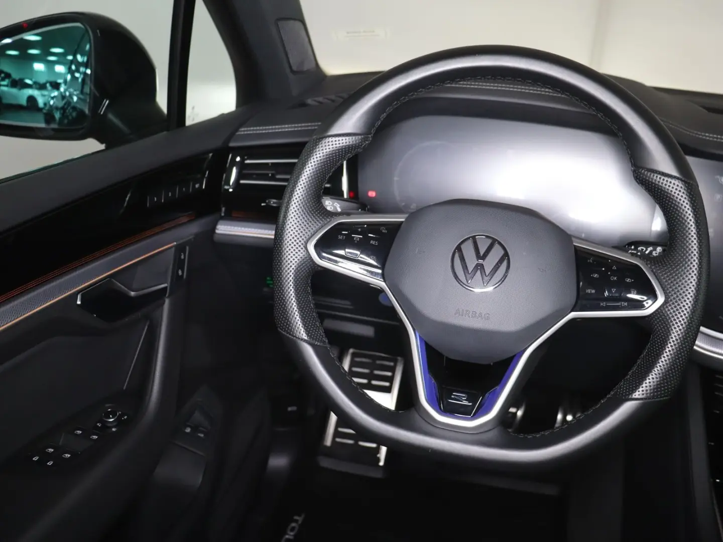 Touareg R 3.0TSI 4M 689,-ohne Anzahlung AHK Pano