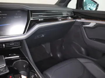 Touareg R 3.0TSI 4M 689,-ohne Anzahlung AHK Pano