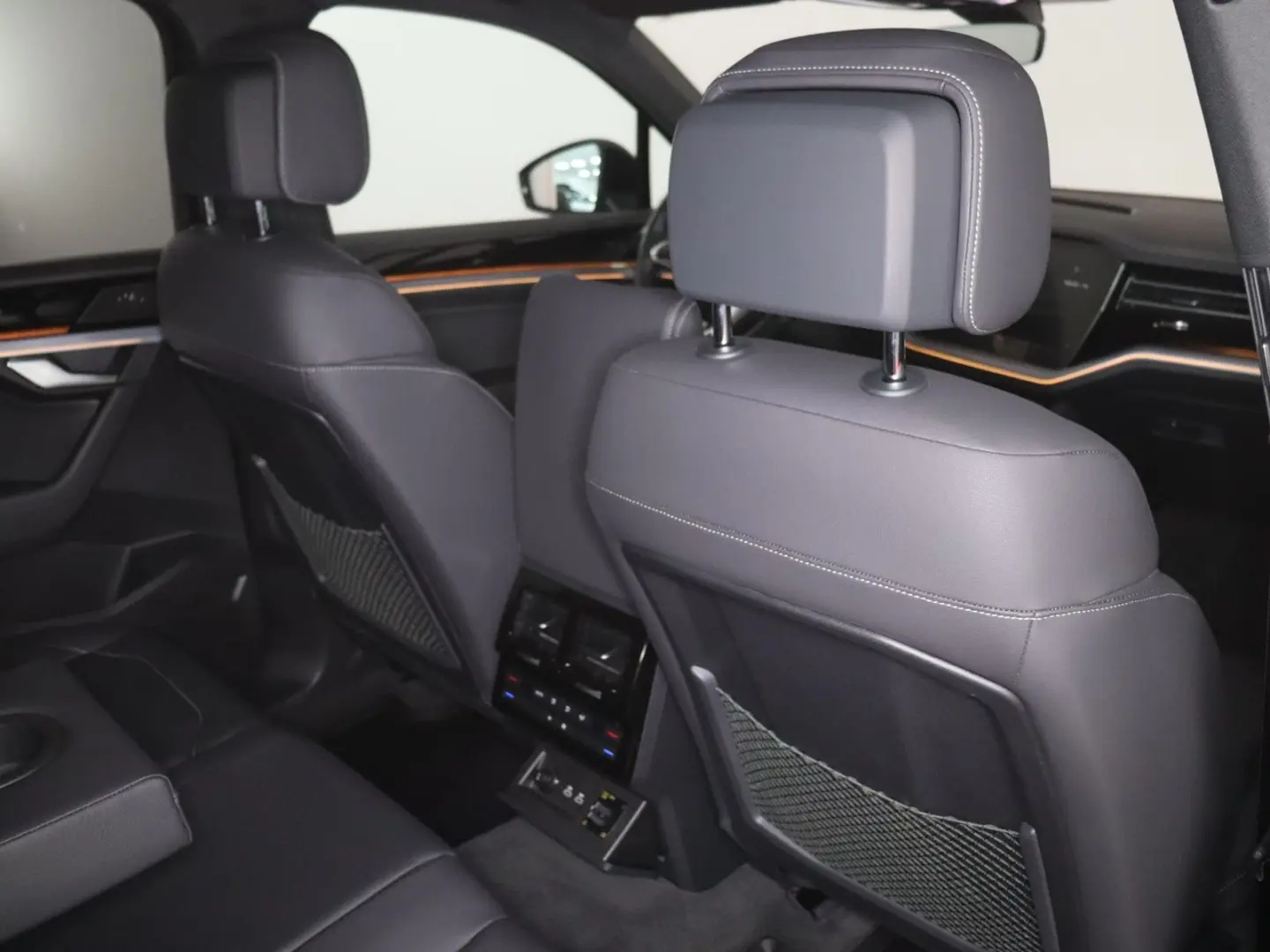 Touareg R 3.0TSI 4M 689,-ohne Anzahlung AHK Pano