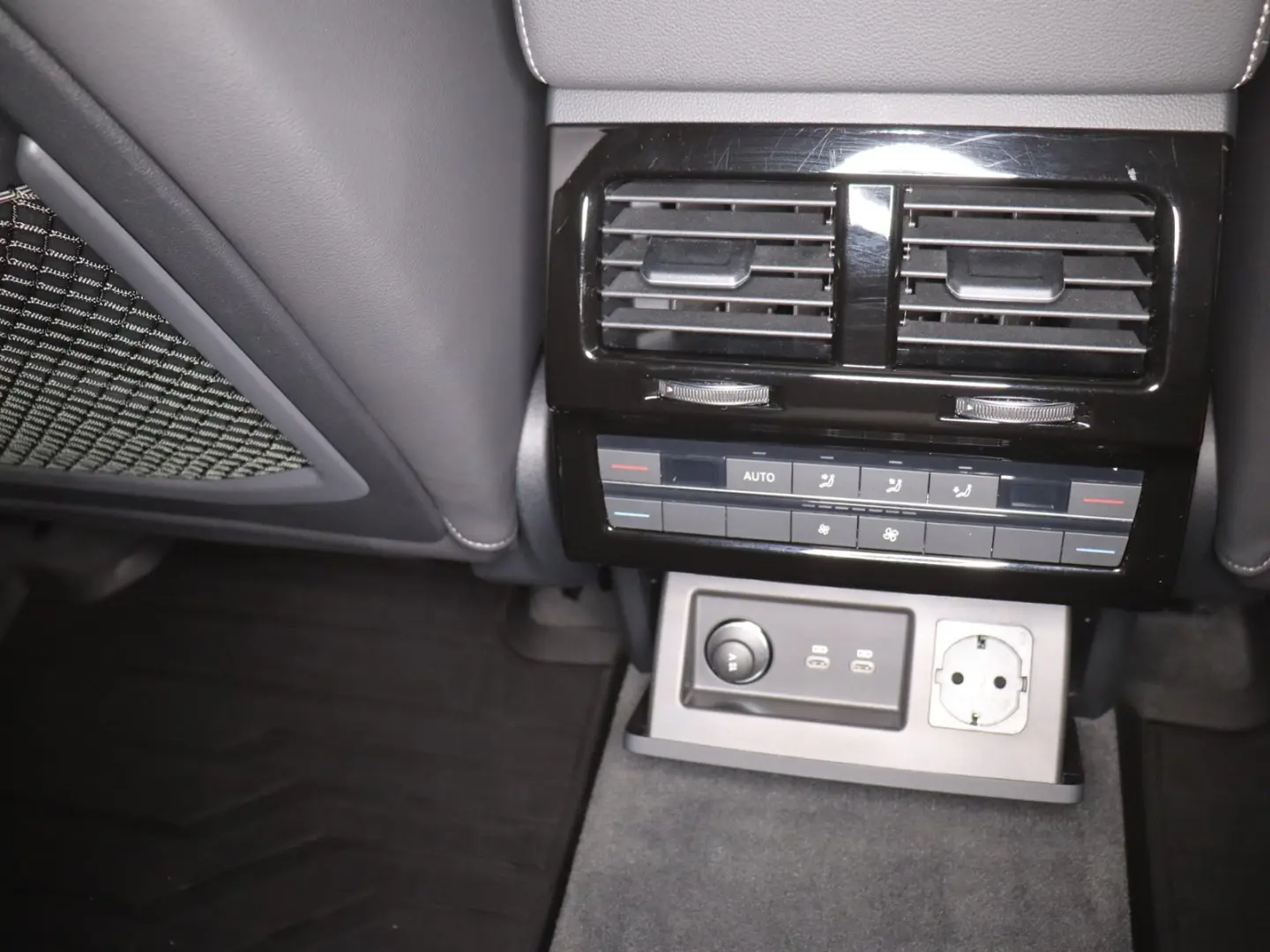 Touareg R 3.0TSI 4M 689,-ohne Anzahlung AHK Pano