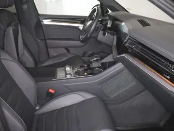 Touareg R 3.0TSI 4M 689,-ohne Anzahlung AHK Pano