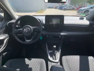 Yaris Hybrid 116 1.5 VVT-i Business Edition