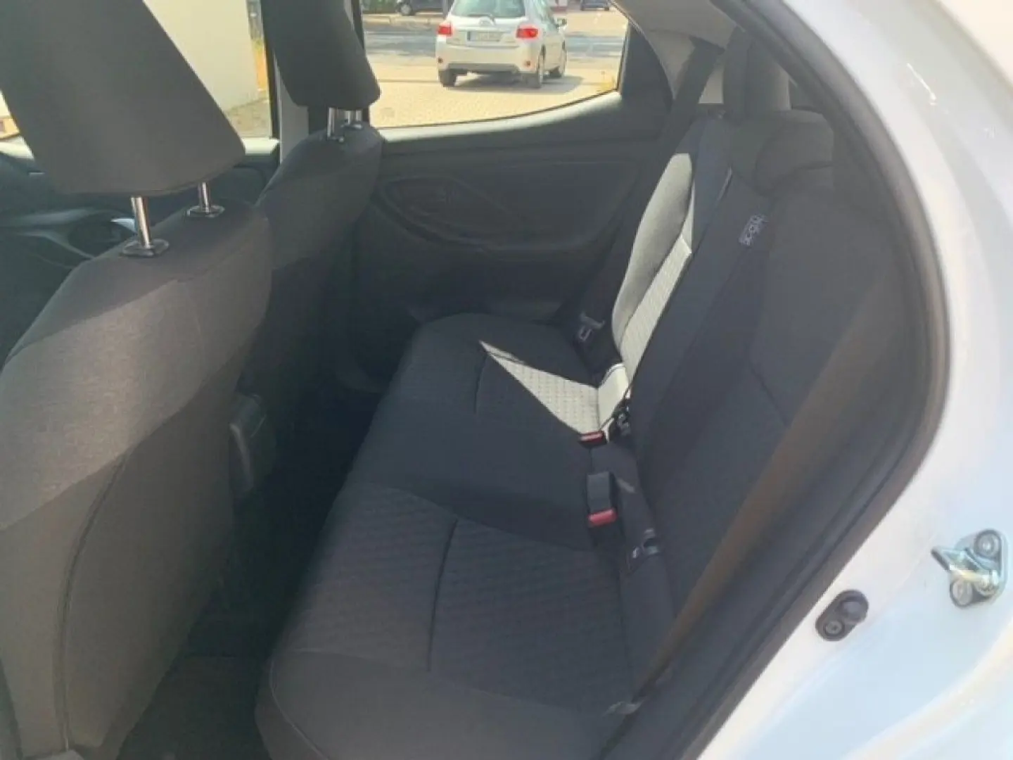 Yaris Hybrid 116 1.5 VVT-i Business Edition