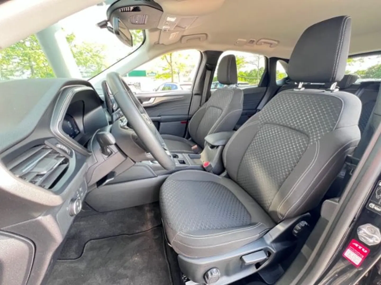 Kuga Titanium LED Automatik