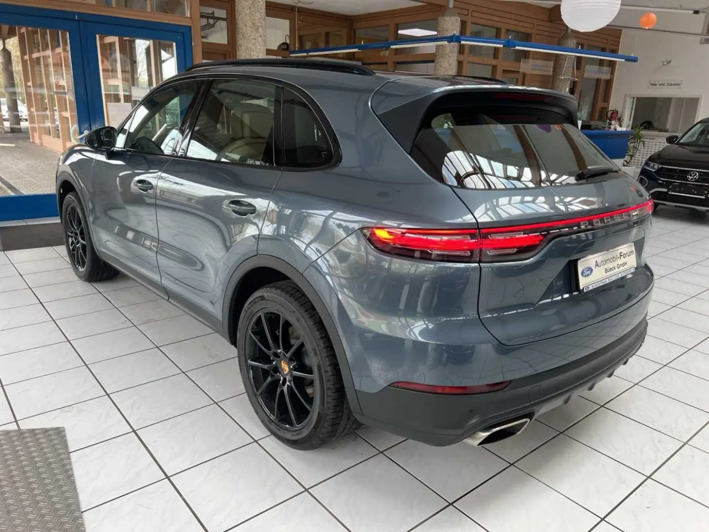 Cayenne Tiptronic S *Exterieur-Paket schwarz*