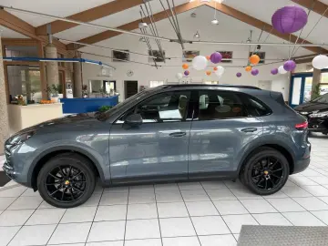 Cayenne Tiptronic S *Exterieur-Paket schwarz*