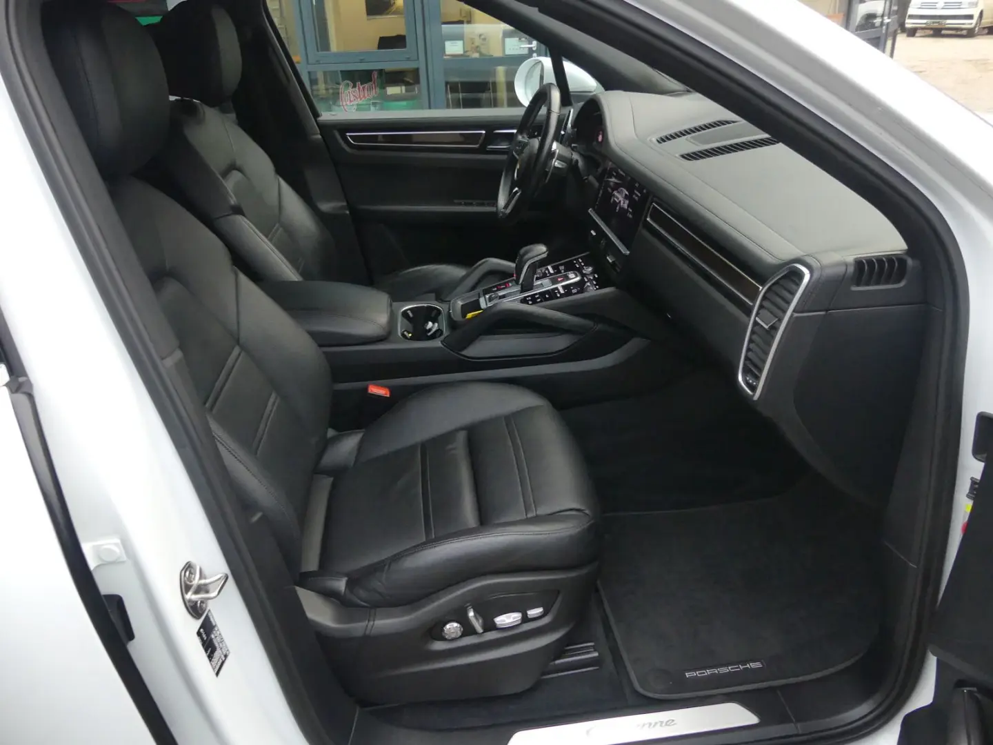 Cayenne 3.0 t Sport 1HD DEUTSCHES-FZG/360°/MATRI