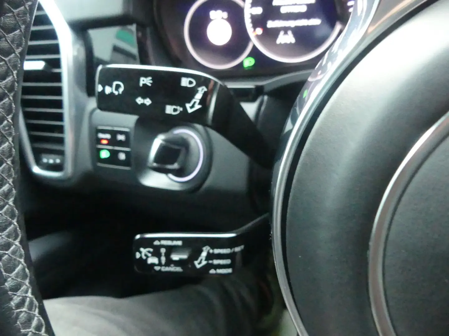 Cayenne 3.0 t Sport 1HD DEUTSCHES-FZG/360°/MATRI