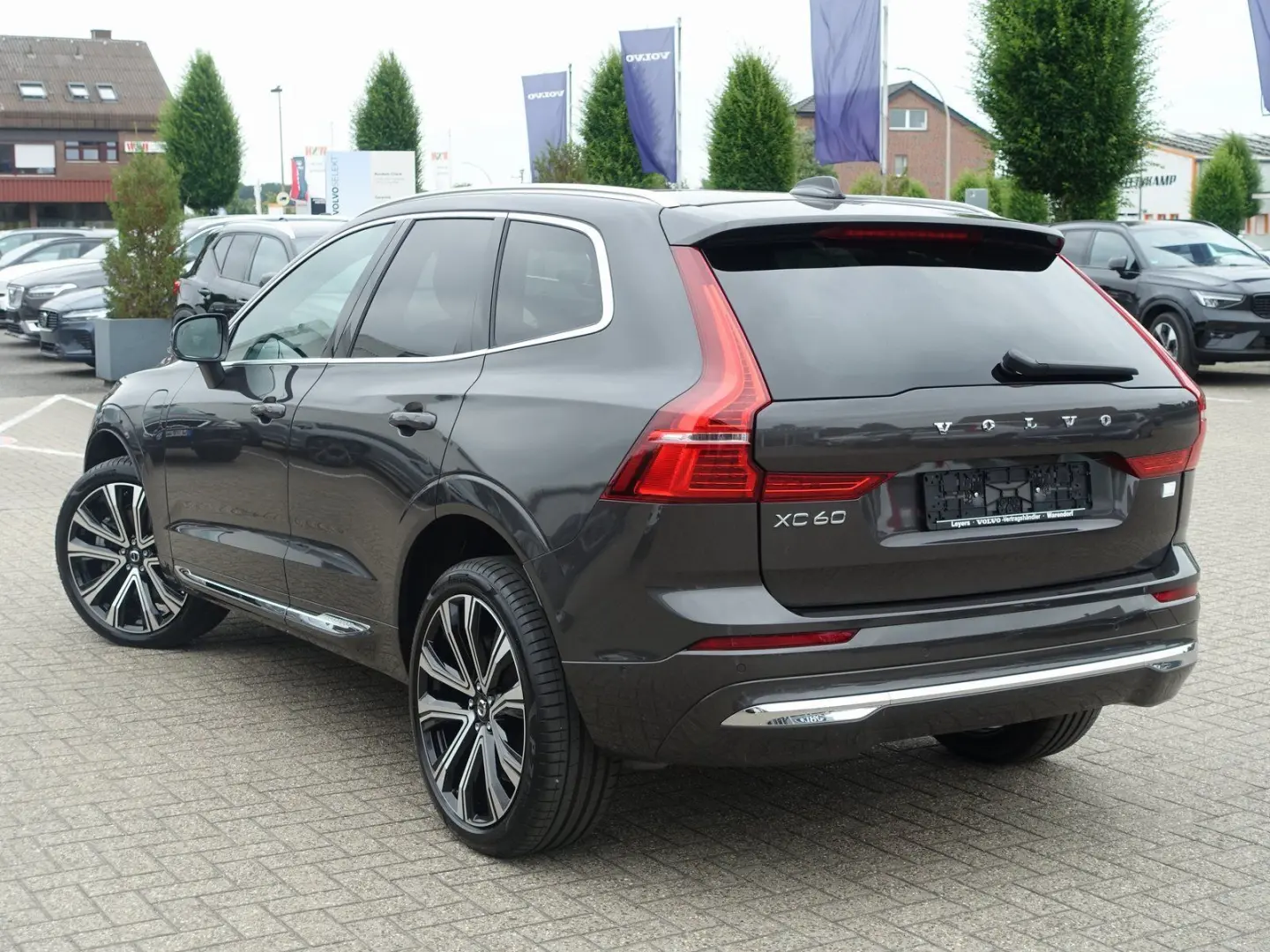 XC60 Recharge Plus T8 AWD/Pano/H&K/FourC/360°