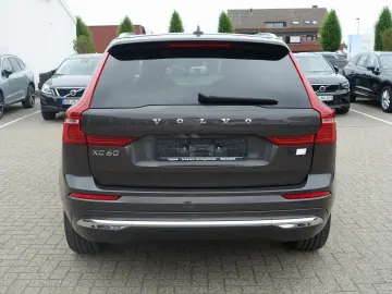 XC60 Recharge Plus T8 AWD/Pano/H&K/FourC/360°