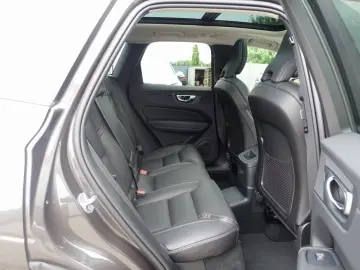XC60 Recharge Plus T8 AWD/Pano/H&K/FourC/360°