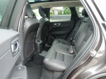 XC60 Recharge Plus T8 AWD/Pano/H&K/FourC/360°